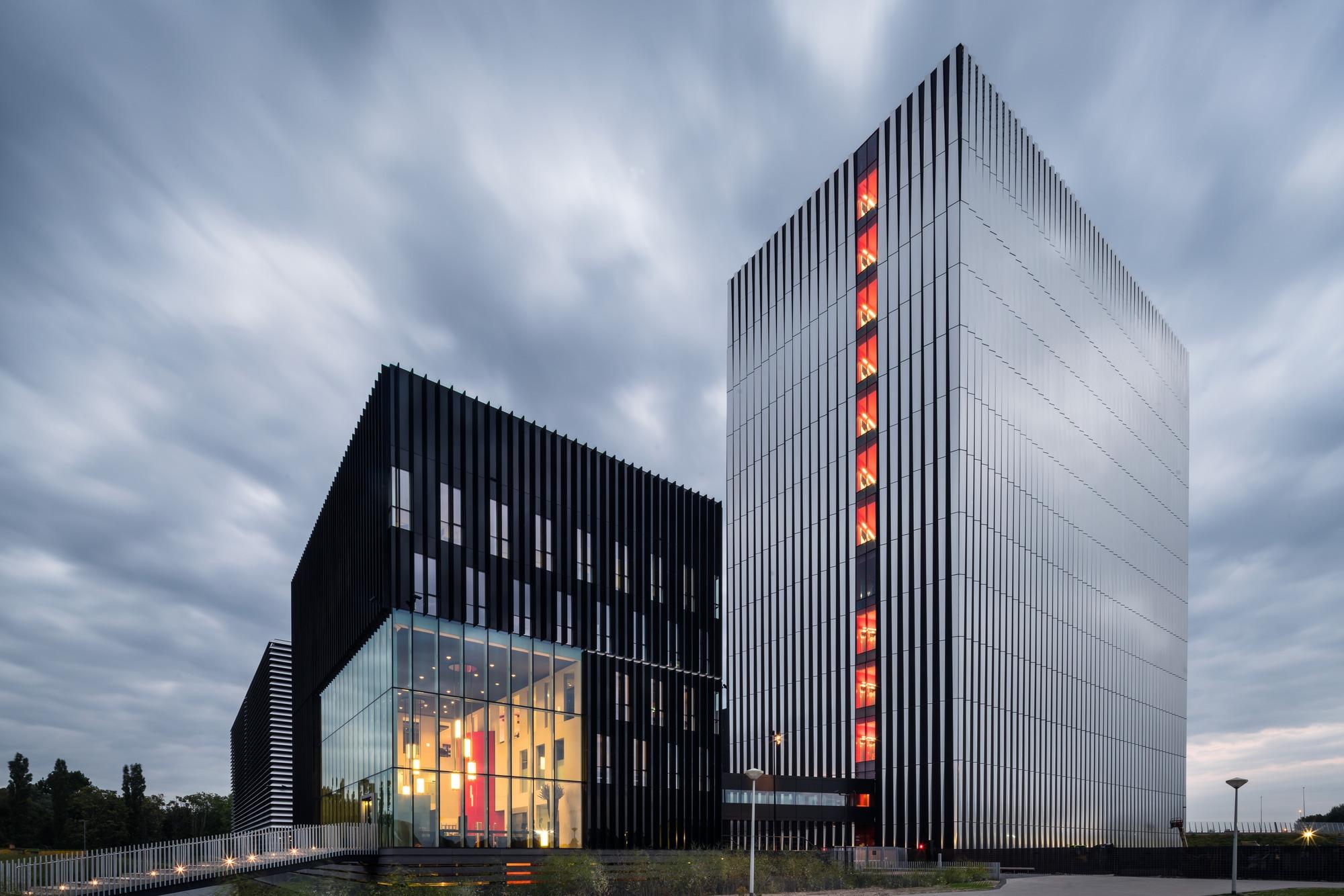 Khazna Data Center Building